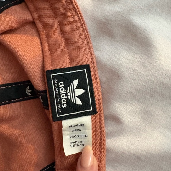 Rose Adidas Ballcap - Picture 2 of 3